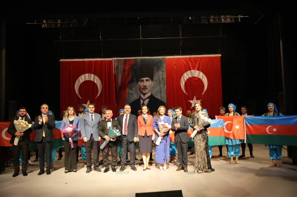 Azerbaycan’ın Bağımsızlık Yıldönümü Muhteşem Bir Konserle Kutlandı