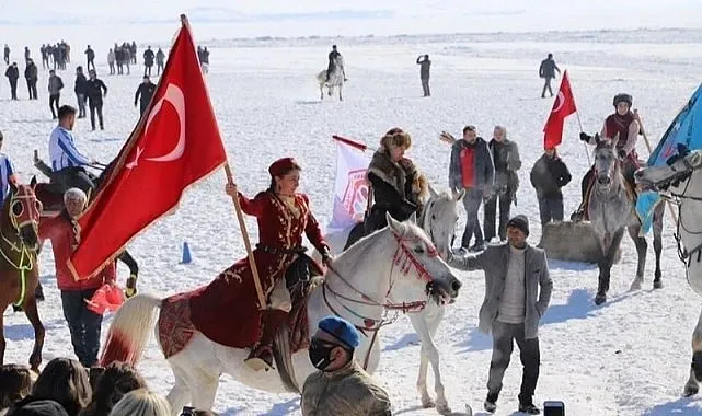 Çıldır Gölü Buz Festivalinin tarihi belli oldu