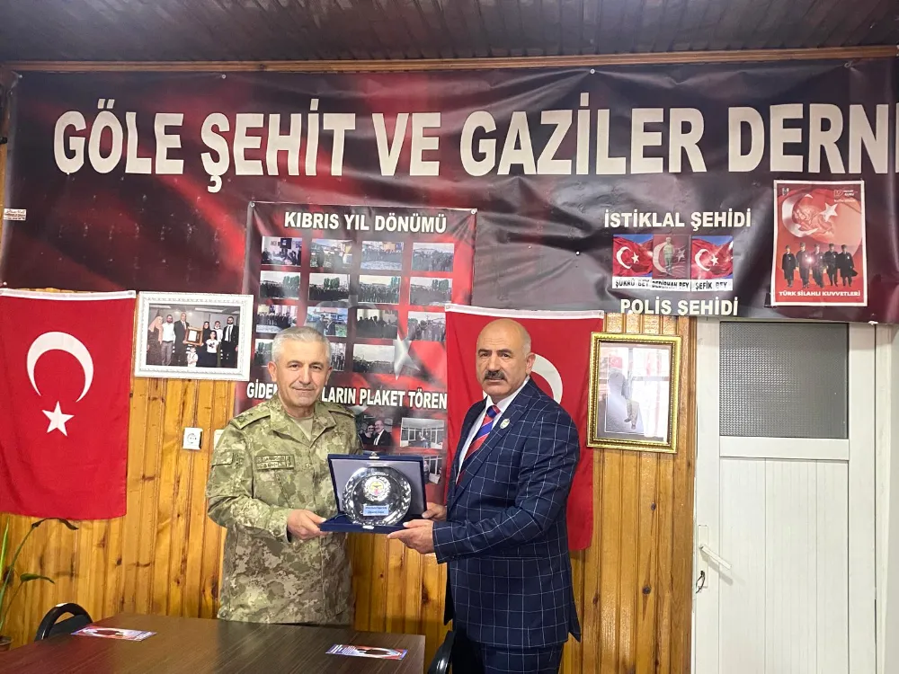 Paşa Göle Şehit ve Gaziler Derneğini Ziyaret Etti