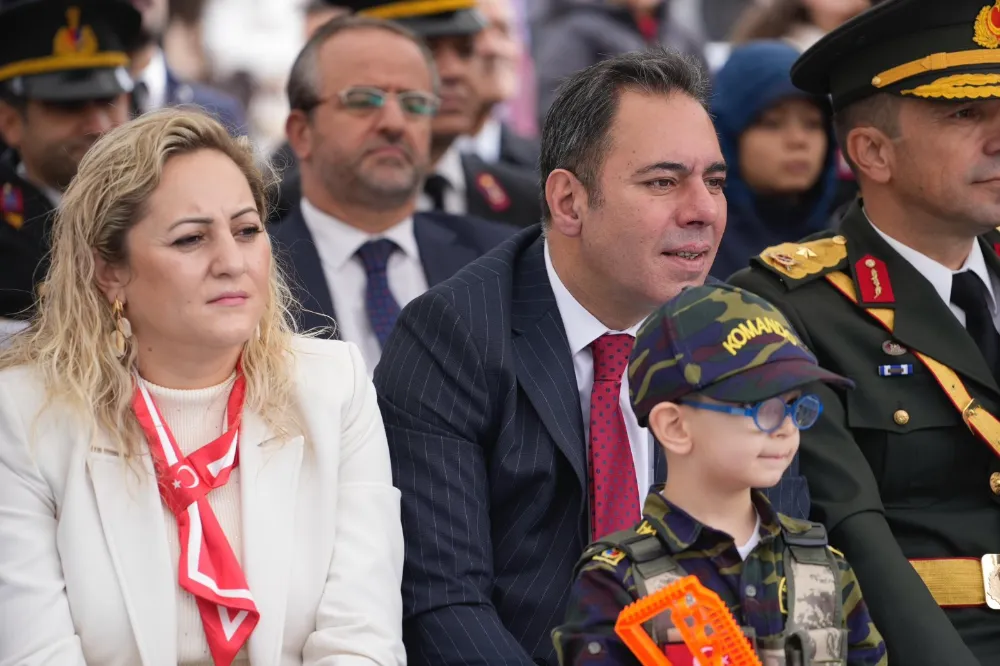 Kars’ta Cumhuriyetin 102. Yılı Coşkuyla Kutlandı