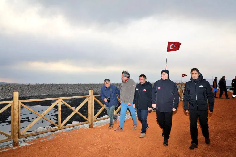 Vali Polat, Sarıkamış Kayak Merkezi’nde Suni Karlama Projesi Çalışmalarını İnceledi