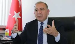 Gürsel Tekin, “Bugün Kötü, Yarın Daha Da Kötü Olacak!”