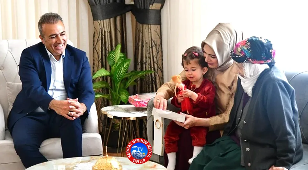 Vali Hayrettin Çiçek, Eşiyle şehit aileleri ve gazileri evlerinde Zeyaret etti 