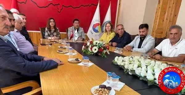 Kars DEM Partisi Gurup Başkan Vekili Gülistan Kılıç Koçyiğit